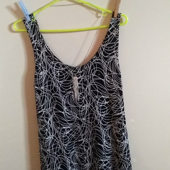 Top - Picture 5 of 8